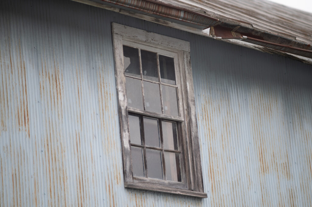 A window, taken with the Contax Zeiss 180mm f2.8 lens.