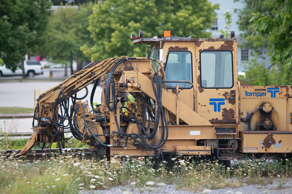 Machinery, taken with the Contax Zeiss 180mm f2.8 lens at f2.8.