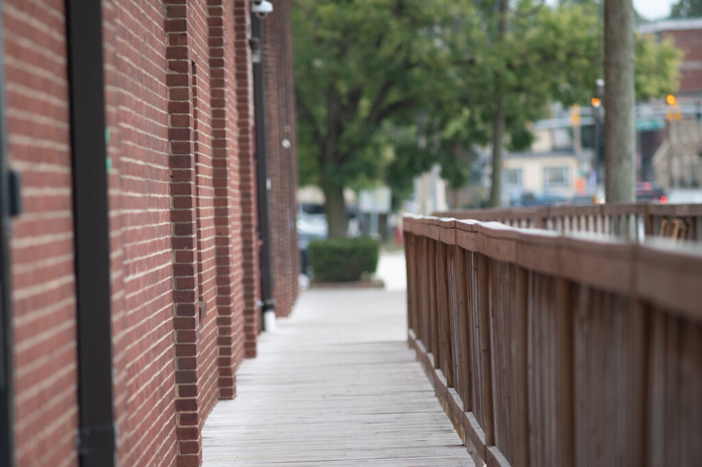 A walkway, shot with the Contax Zeiss 180mm f2.8 lens.